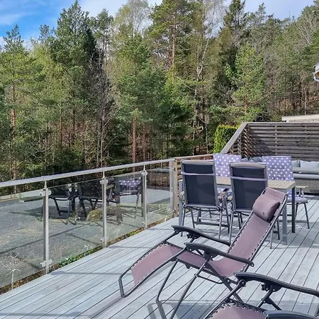 Pet Friendly In Risør